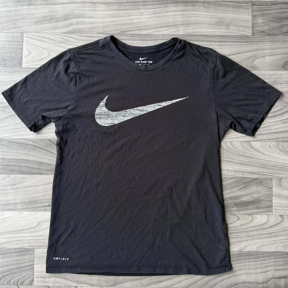 Nike Dri-Fit The Nike Tee Athletic Cut T-Shirt Black Medium